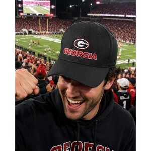 Georgia Bulldogs Hat Fan Favorite Mens Black Adjustable Baseball Cap UGA Logo